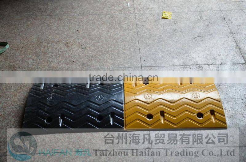 1000*380*50mm High quality hot sell rubber speed hump for crossing/heavy strength rubber speed hump used on road for safety