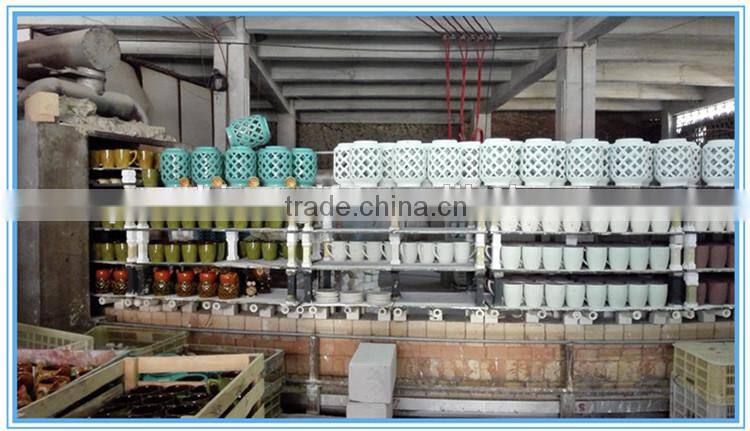 Double wall anti hot ceramic tumbler with silicone cap