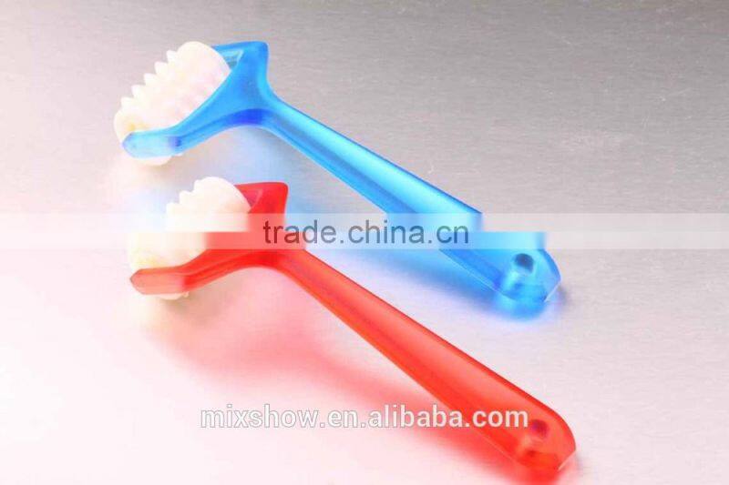 Wholesale small handheld plastic manual massager for promotion gift