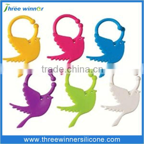 cute wine accessory food grade custom silicone wine accessory