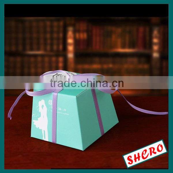 Pink romantic paper craft wedding candy boxes