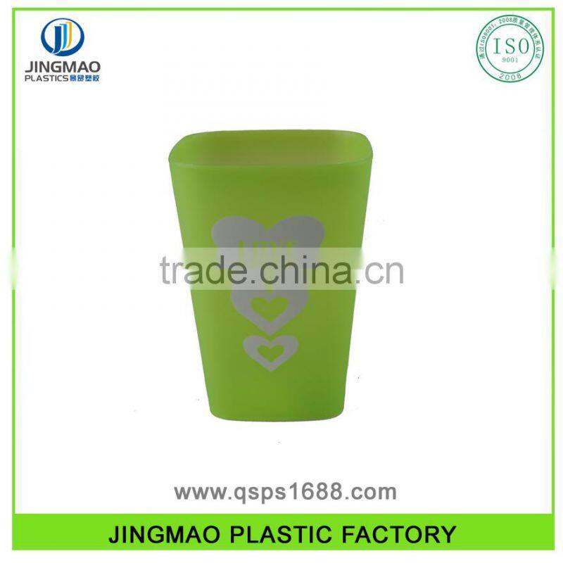 Plastic Water Drinking Cup with Heart Shape imprint