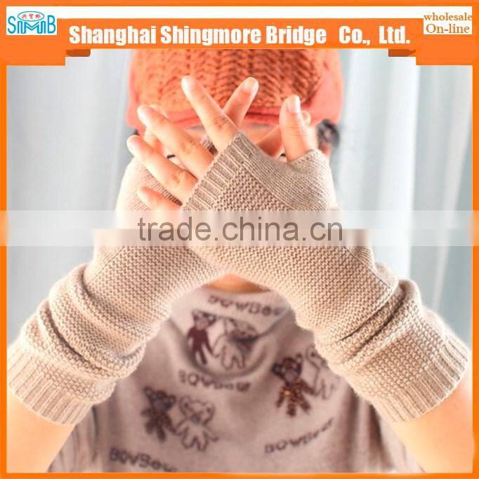 2017 alibaba china hot sales new style high standard wool yarn glove half finger for women