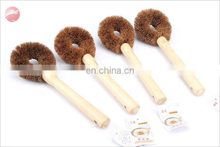 Factory direct sale coconut pot brush with long handle durable coconut brush