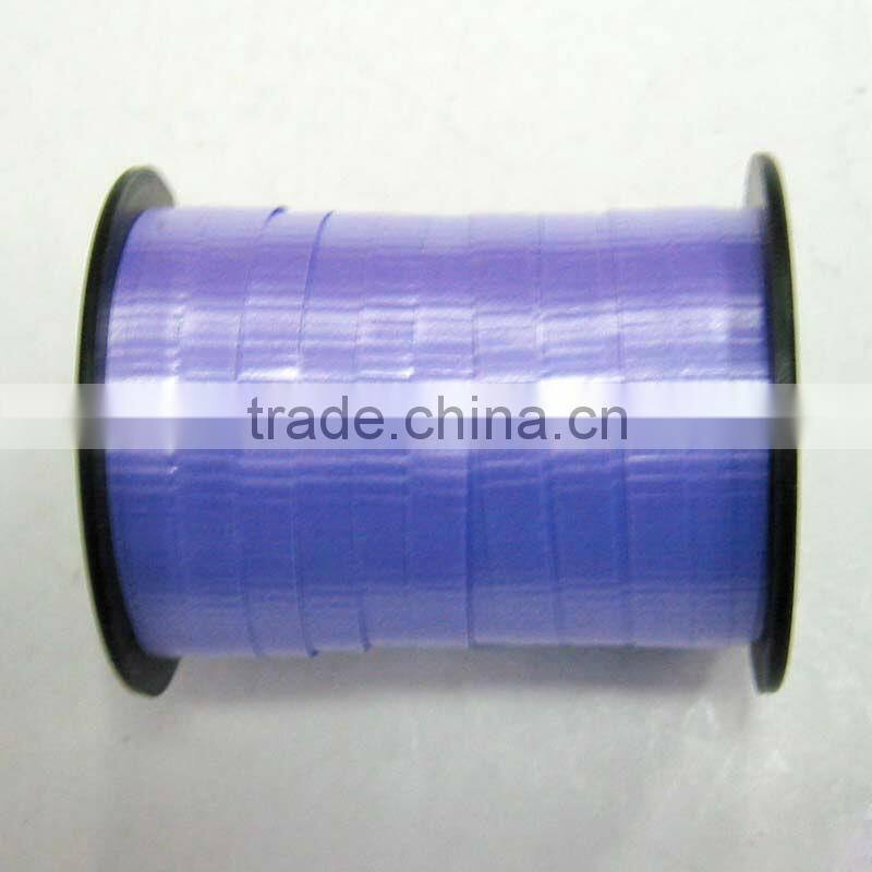 Decorative Christmas Plastic Ribbon/Embossed Curly Ribbon in Different colors with plastic spool