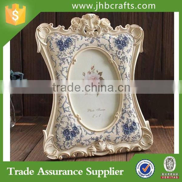 Double Horesheads Resin Photo Frame