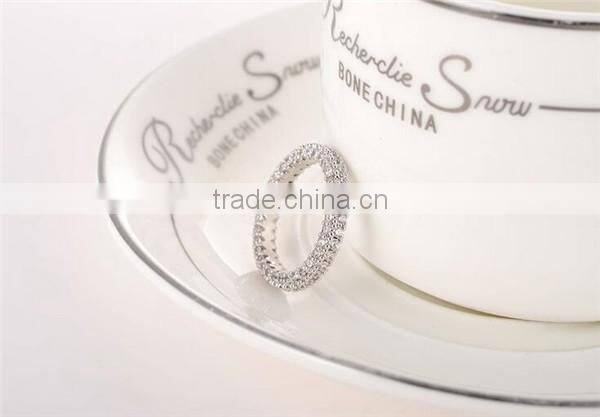 Fashion silver full of crystal wedding ring