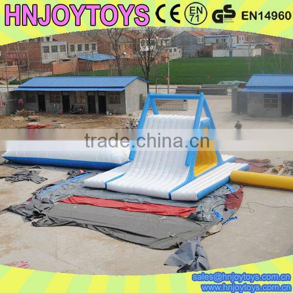 Inflatable freefall extreme water slide glider game