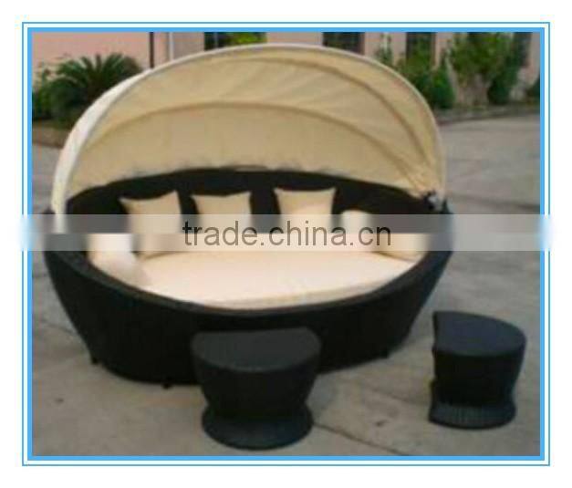New type outdoor PE rattan round bed LK-7023