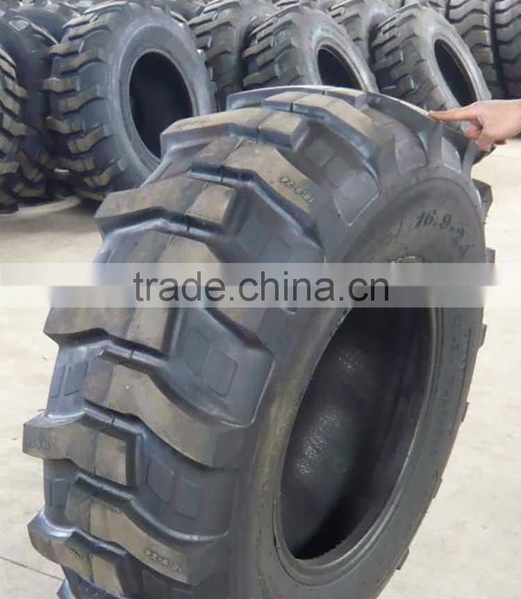 Industrial tractor tyre R4 16.9-24