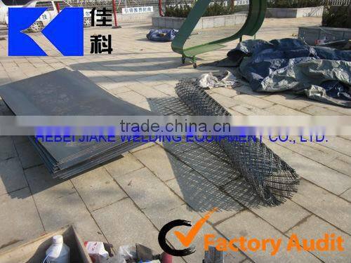 heavy-type expanded metal mesh machine China supplier