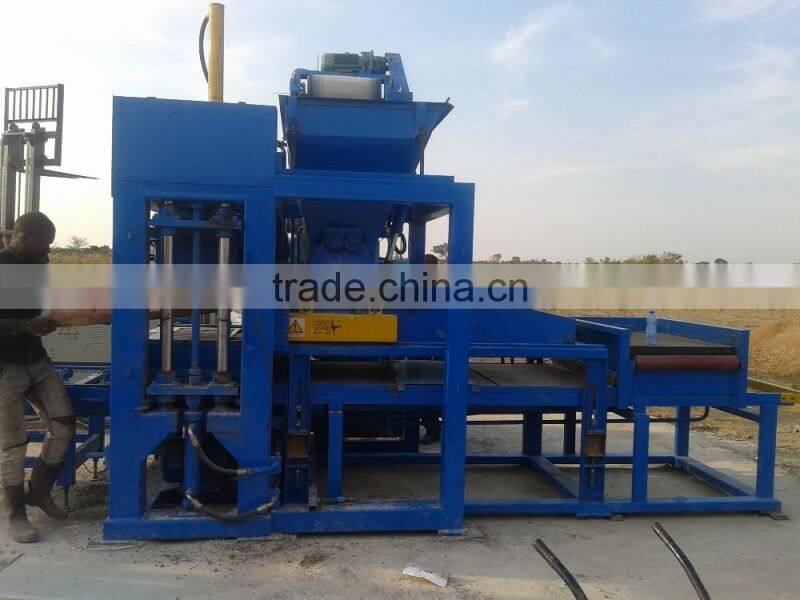 Excellent performance automatic concrete brick making machine