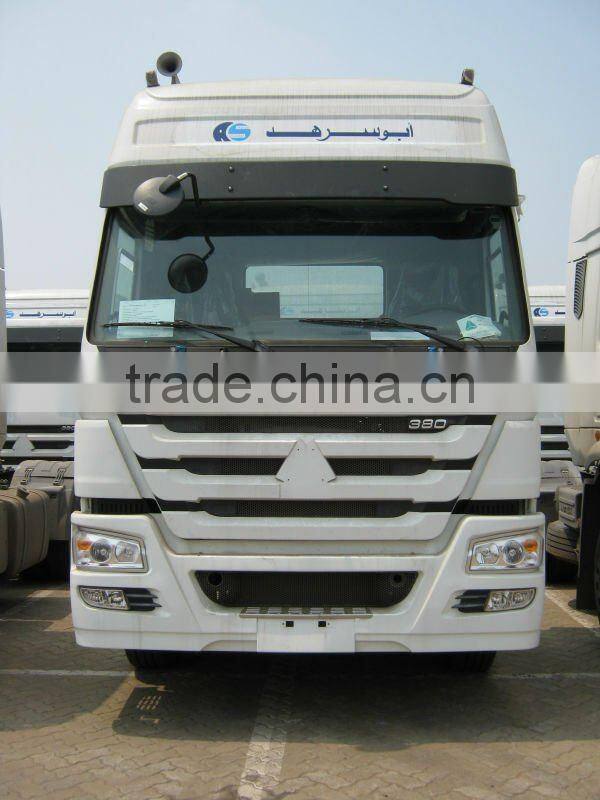 4x2 Sinotruck tractor truck
