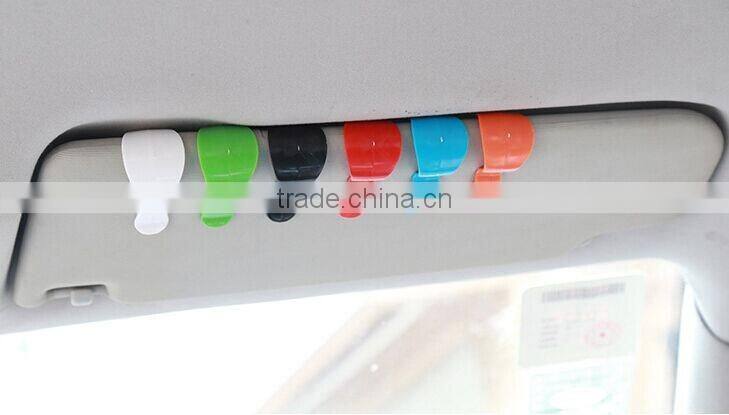 Plastic Auto sunglass clip and memo clip holder