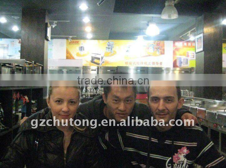 Oblong roll top chafing dish