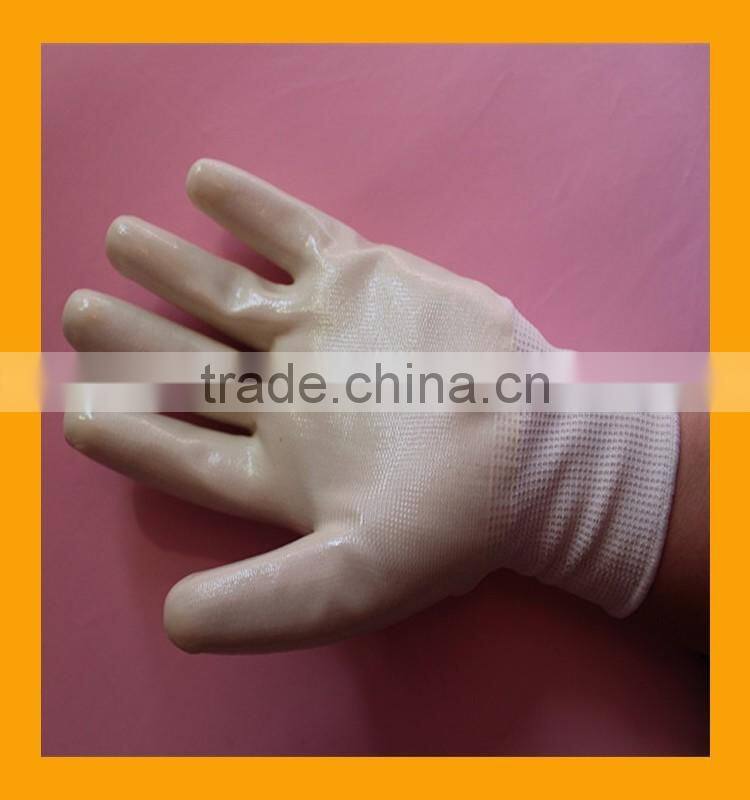 Cheap White Polyester Liner 3/4 Palm Coated Nitrile Gloves