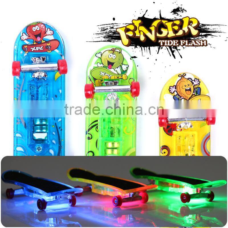 NEW battery controlled finger skate flashing finger skate boarding