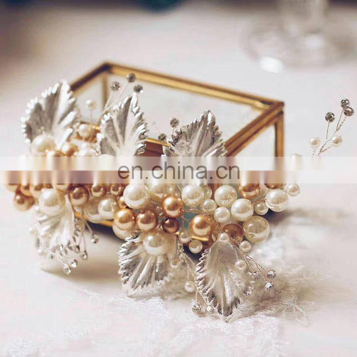 Amelie Handmade Women Hair Jewelry Alloy Leaves and Pearls Accessories Wedding Hair Clip Bridal Headwear Headpiece Prom Boho