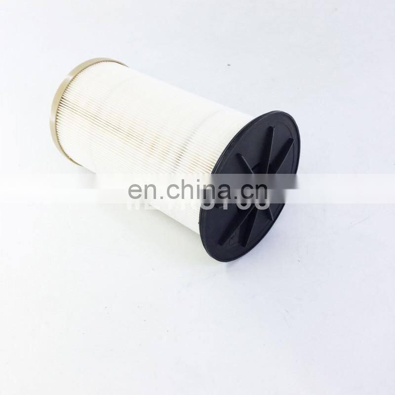 Tractor parts fuel filter 330361820 P550912