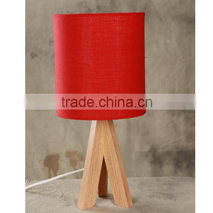 hot saled wooden E27*1 table lamp, fabric /cloth small desk light