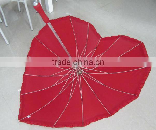 promotion and wholesales heart shaped umbrella with red pongee fabric umbrella cover and strong frame