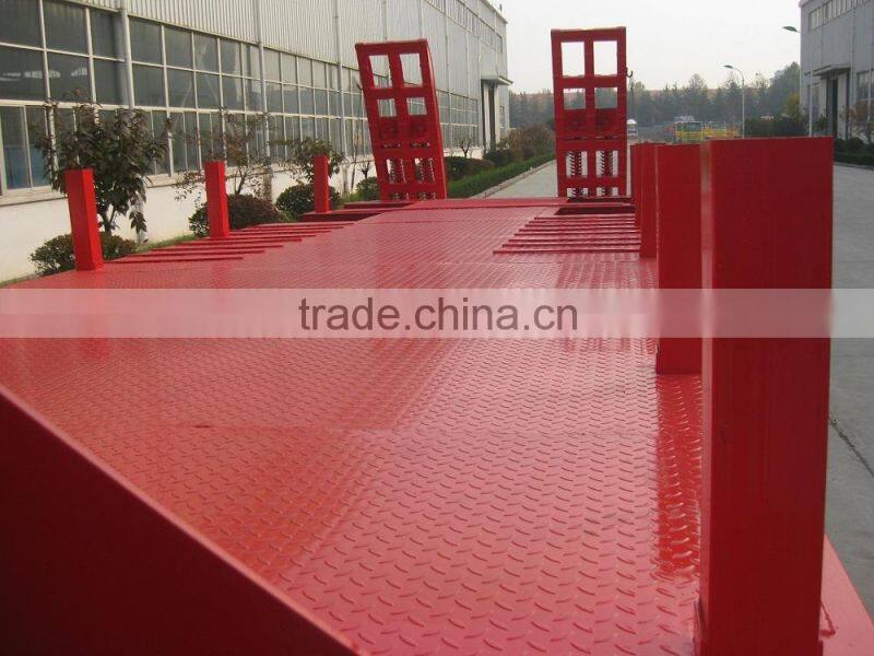 40 ton three axles Lowbed Semi-trailer for carrier heavy equipments and construction machinery
