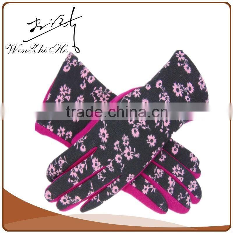 Cold Weather Resistant AB Grade Colorful Gloves
