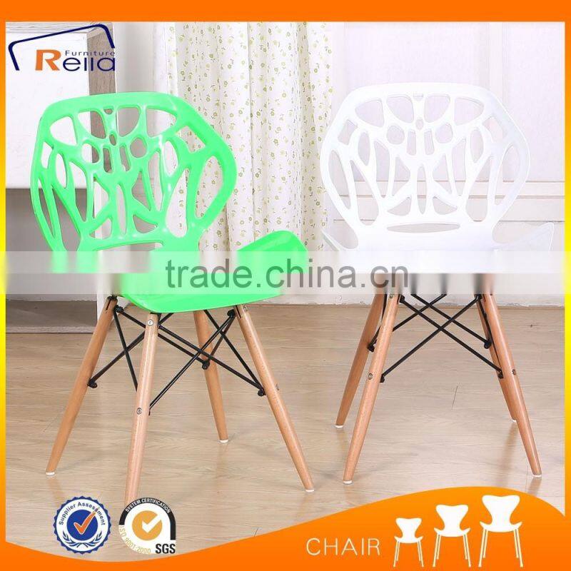 Morden Home Furniture Plastic Dining Room Chair With Wood Legs