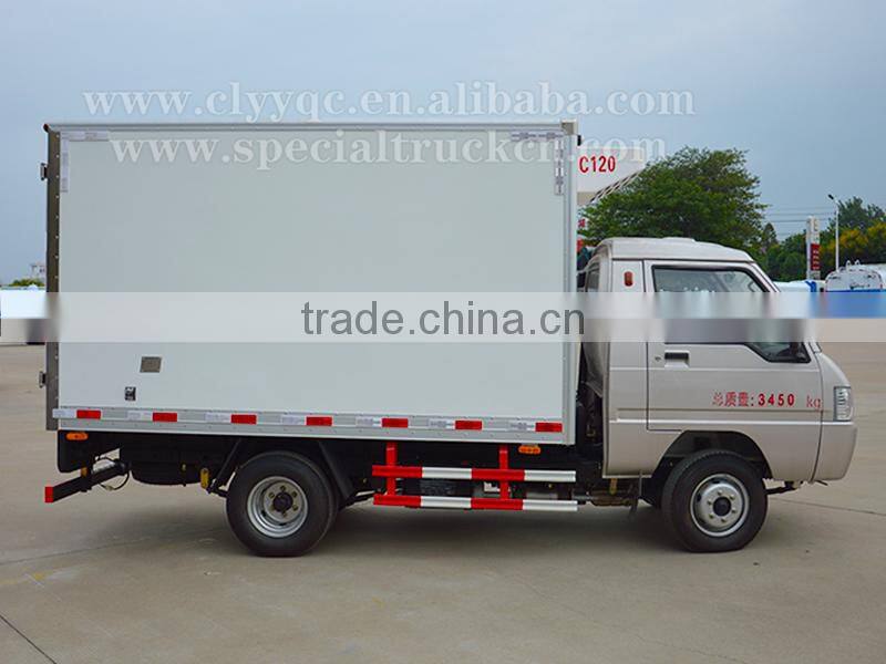 Dongfeng gasoline small refrigerated truck