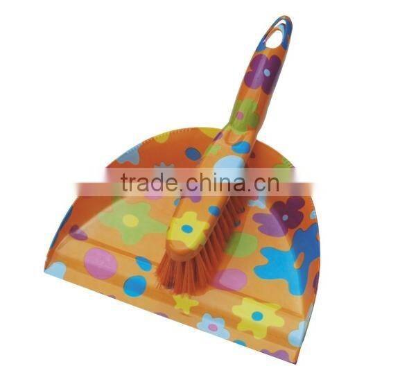 Professional Short Handle Plastic Broom And Dustpan Set