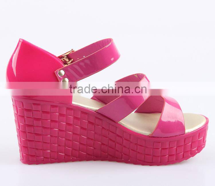 Newest design 2016 summer pvc upper jelly sandals dress shoes orange sandals from Chictrend melissa sandals