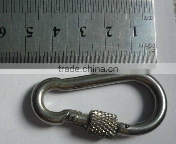 Steel Electric Galvanized delta shaped quick link carabiner rigging hook manufacturer