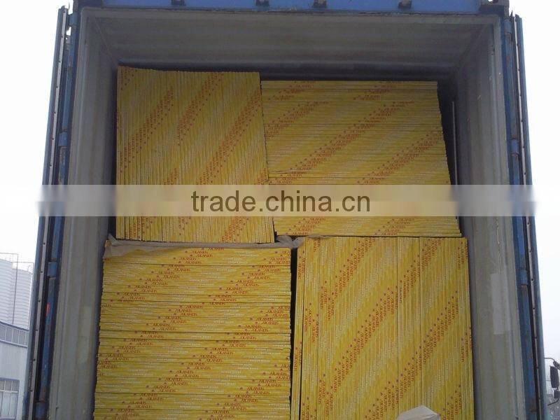 acoustic plasterboard with round hole