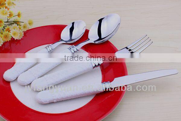 Cheap Plastic Handle Stainless Steel German Flatware