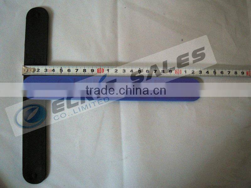 debossed silicone rubber bracelet with metal