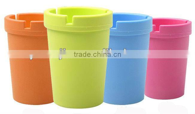 Supply Large capacity double candy color ashtray