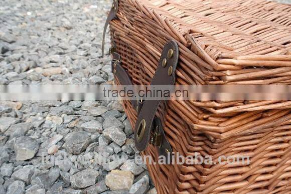 2014 hotsell large wicker hamper gift storage basket perfect in design and size