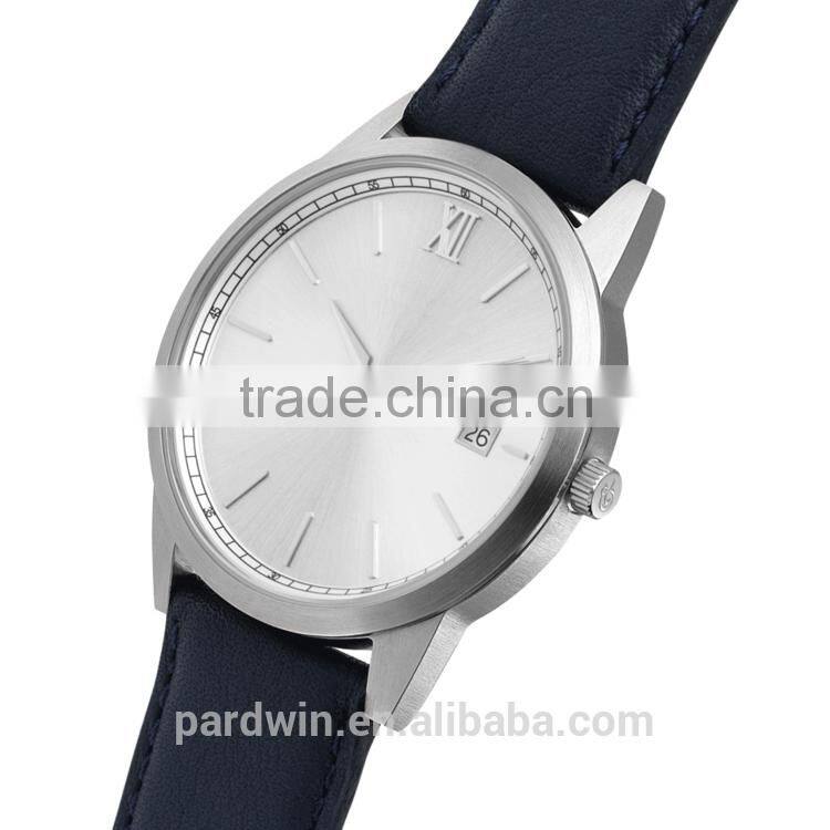 2 Hands watch movement with date function PVD stainless steel case and buckle 5ATM water resistant smooth navy leather strap