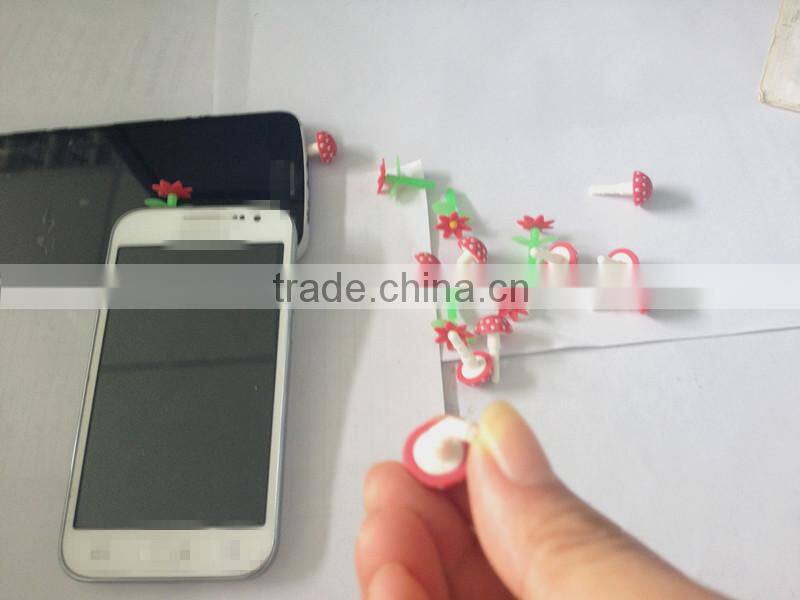 Hot sale flower deisgn silicone earphone dustproof jack plug with soft plug
