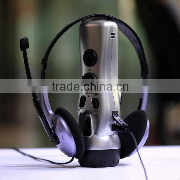 Hand Crank Dynamo Emergency Radio Flashlight with Charger and Warning