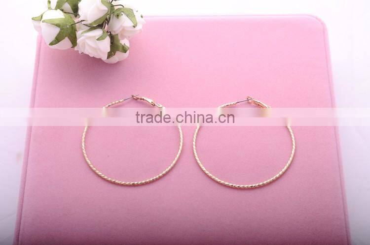 <<<2016 Gold Plated Women European style circle earring fashion hoop earrings/
