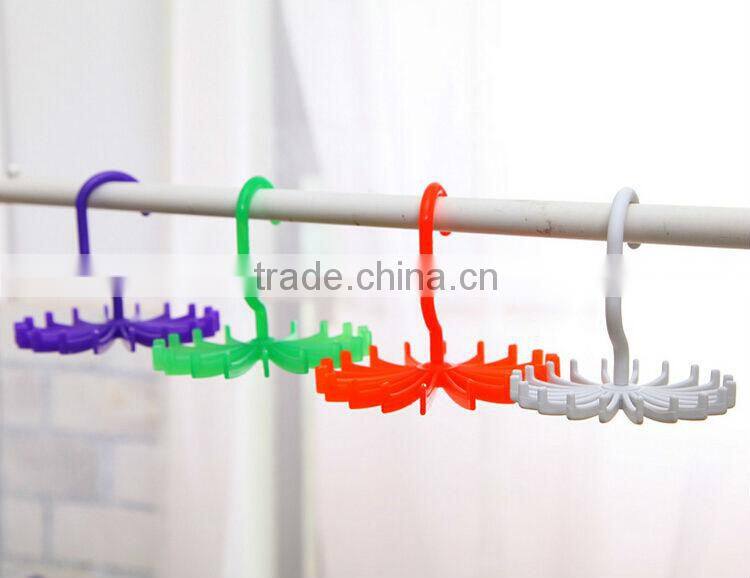 Rotating Twirl Tie Rack Adjustable Tie Belt Scarf Hanger Holder