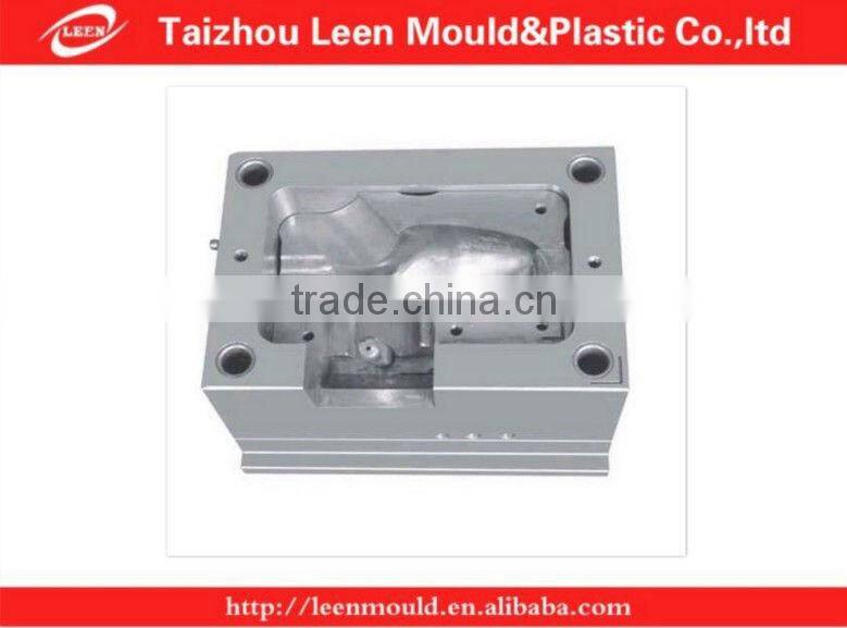 Taizhou Leen Professional Injection Plastic Car Accessories Mould