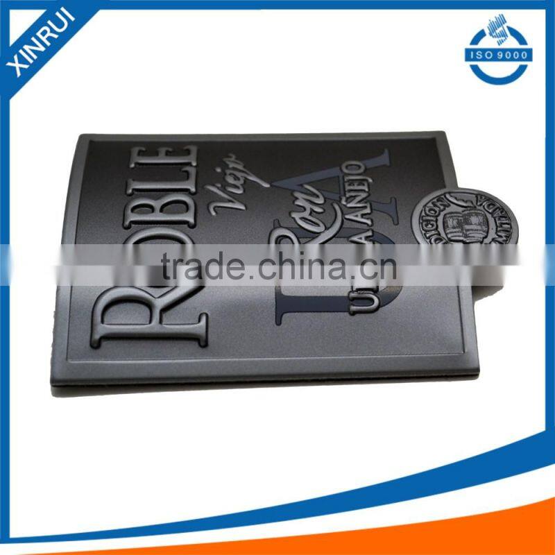 Promotional custom metal wine badge for AUS and Fr.