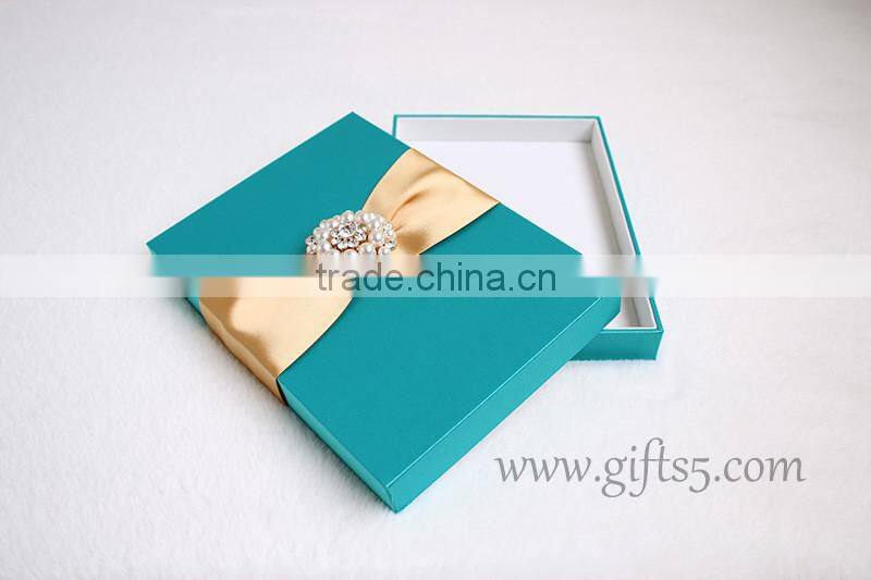 Custom Handcraft blue wedding invitations silk box