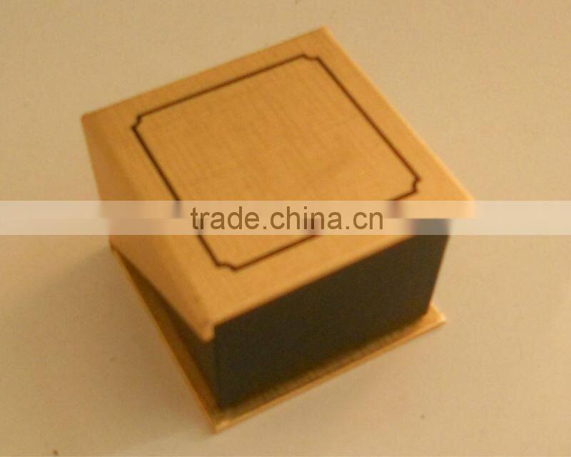 Paper jewelry gift box manufacturers in China