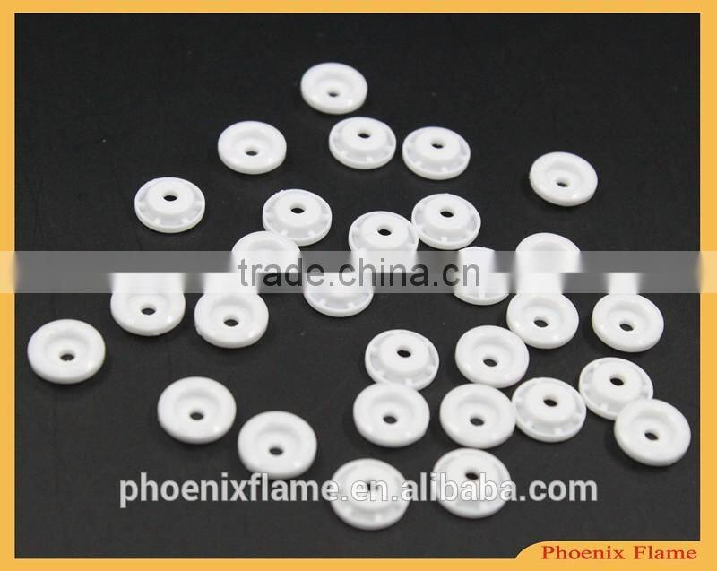 2016 eco wholesale plastic press snap buttons for garments