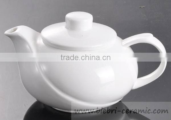 Ivory White Elegant Designs Good Quality Bone China Tea pots For Hotel And Restaurant