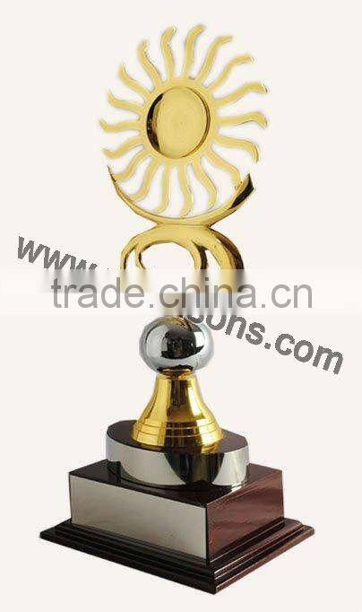 Christmas Decoratives Metal Trophy