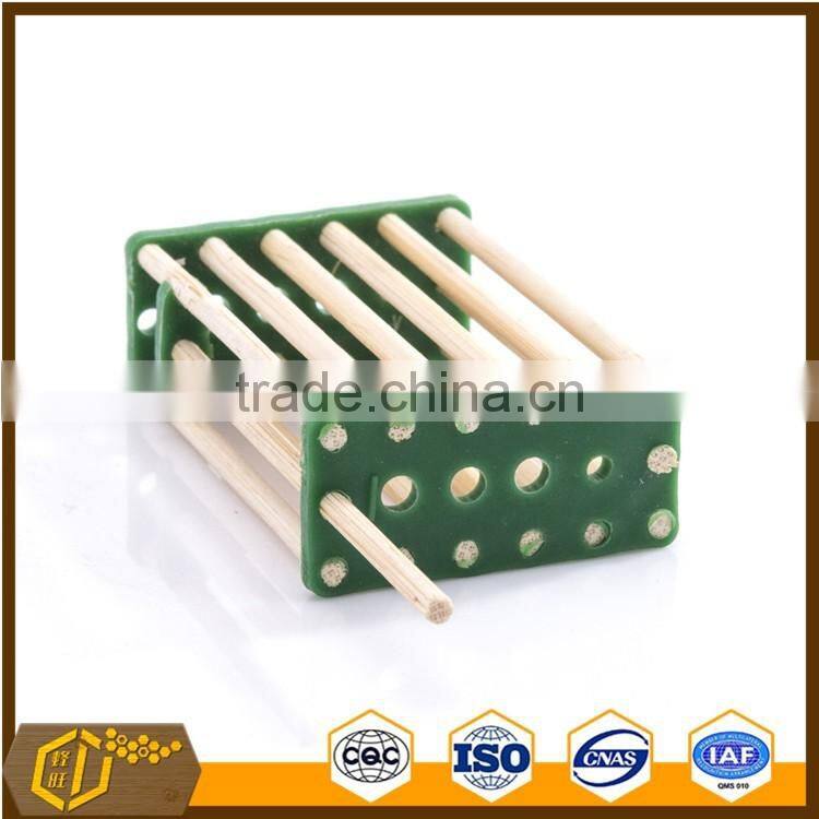 Factory sale beekeeping tool bamboo Queen Bee Cage